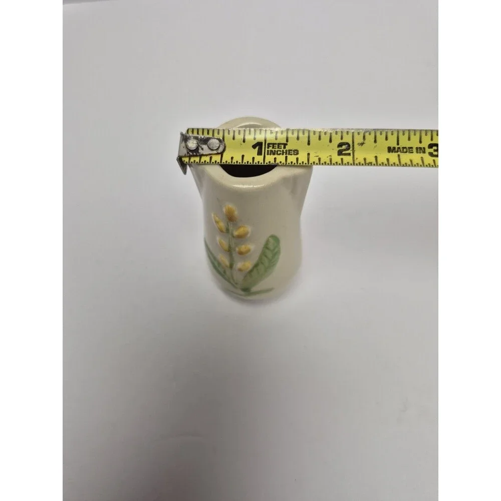 Vintage Shawnee USA Art Pottery Wheat Mini Vase 3 3/8
